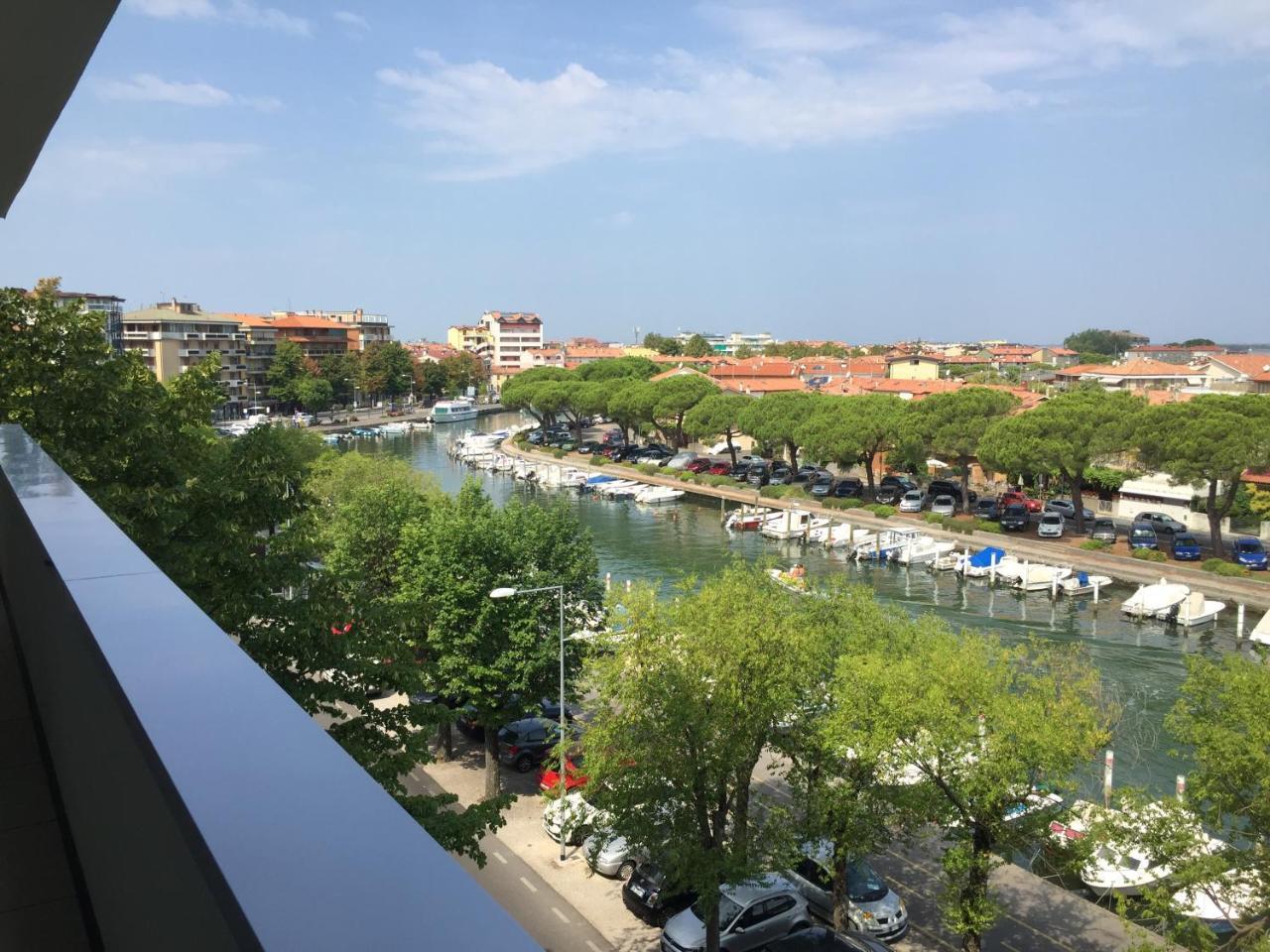 Aparthotel Miramare Grado Buitenkant foto
