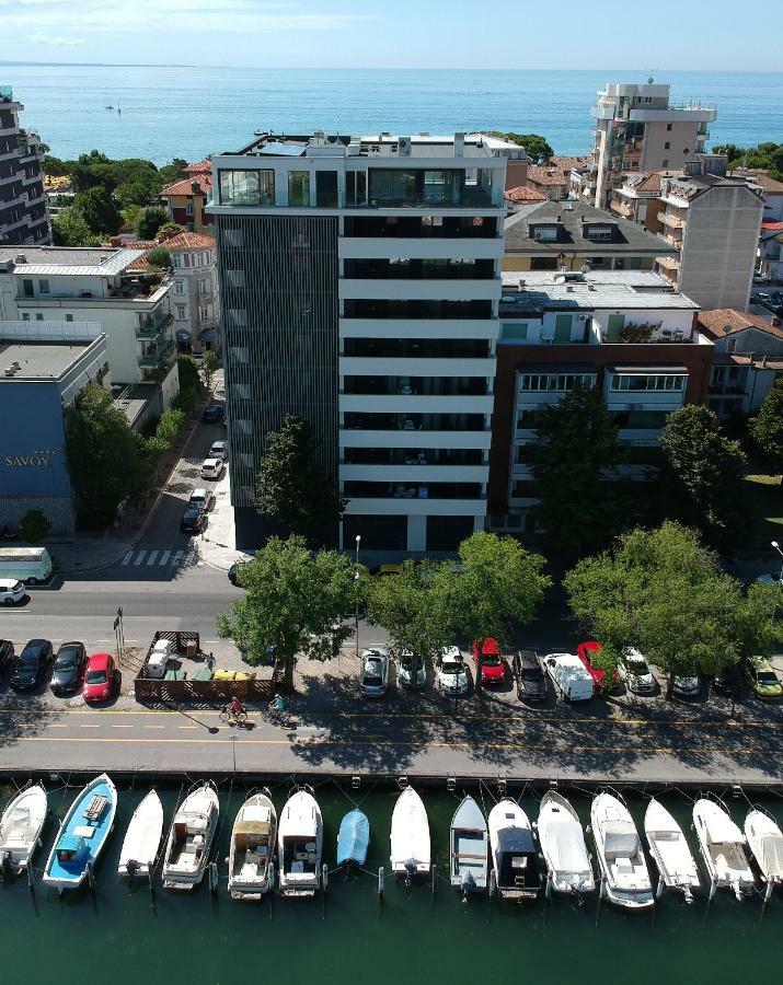 Aparthotel Miramare Grado Buitenkant foto